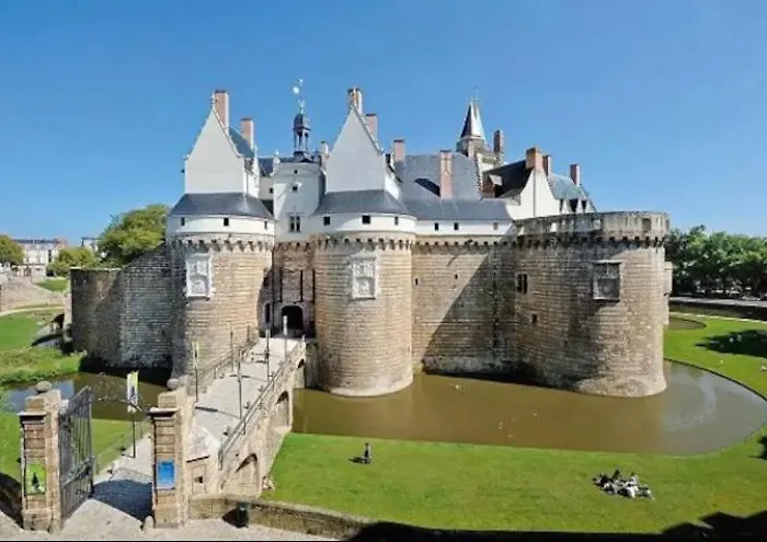 Apartament Hygge Loft Gare Tgv Jardin Des Plantes Nantes